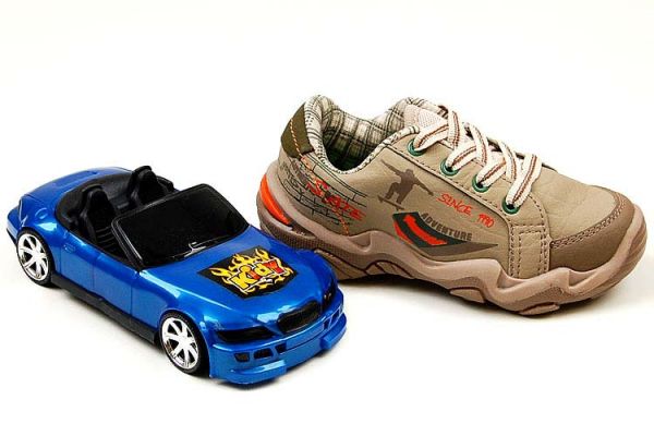 TENIS KIDY 25/31 PLAY C/CADARCO ESTAMPADA /LATERAL SKATE NEU